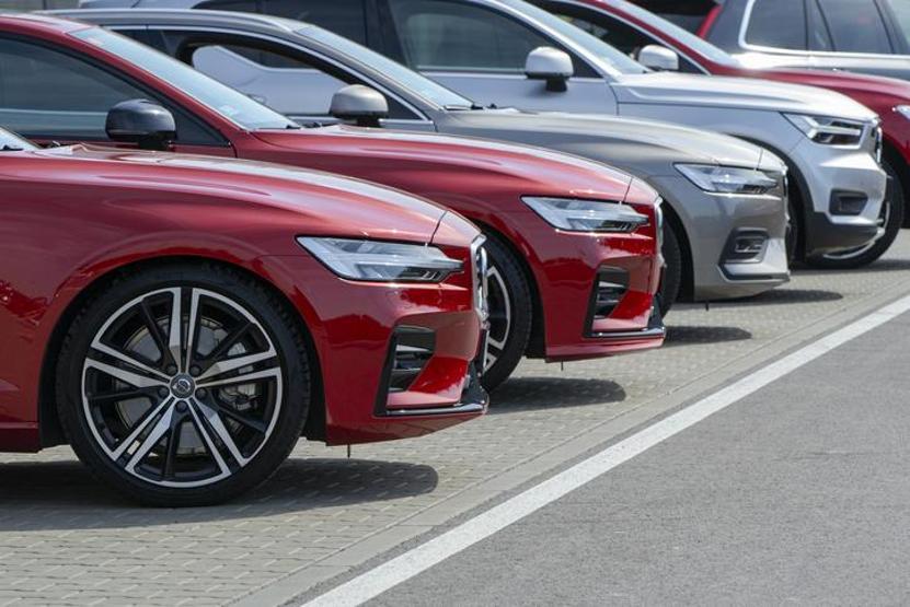 2025 nisan sıfır otomobil fiyatları açıklandı Renault, Fiat, KİA, Ford, TOGG ve diğer modeller