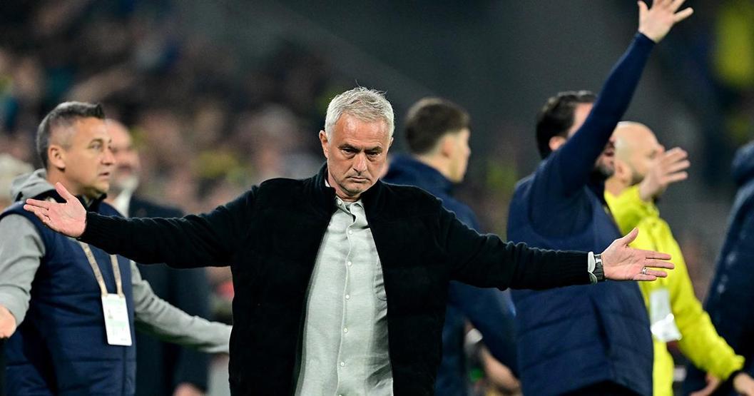 Jose Mourinho, Fenerbahçede Jorge Jesusla aynı kaderi yaşadı
