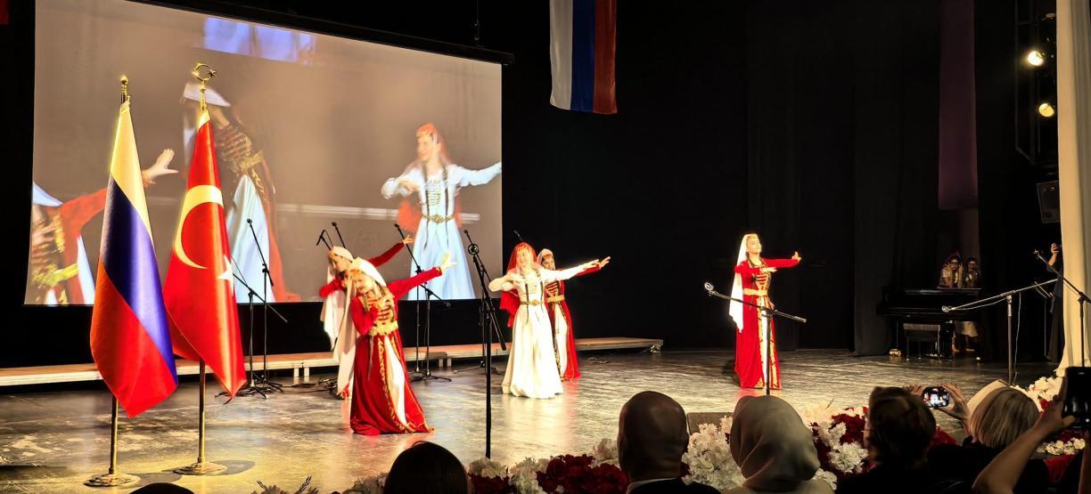 23 Nisan Çocuk Şenliği Moskova’da Coşkuyla Kutlandı