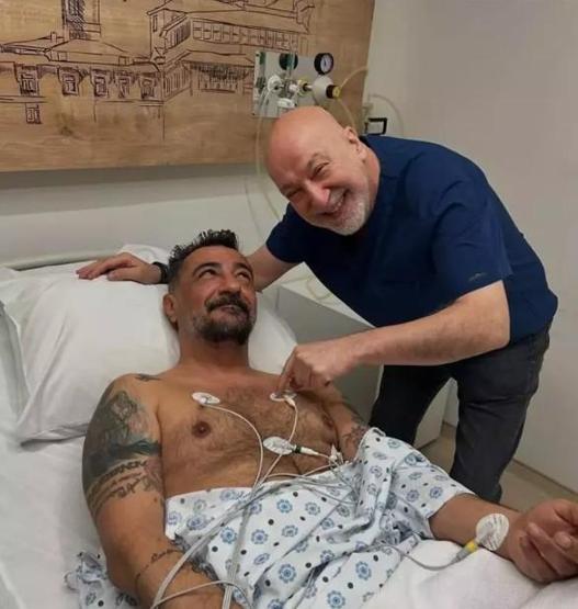 Ameliyatı 6 saat sürdü Celil Nalçakandan ilginç sözler: 1 ay bebek mamasıyla beslendim