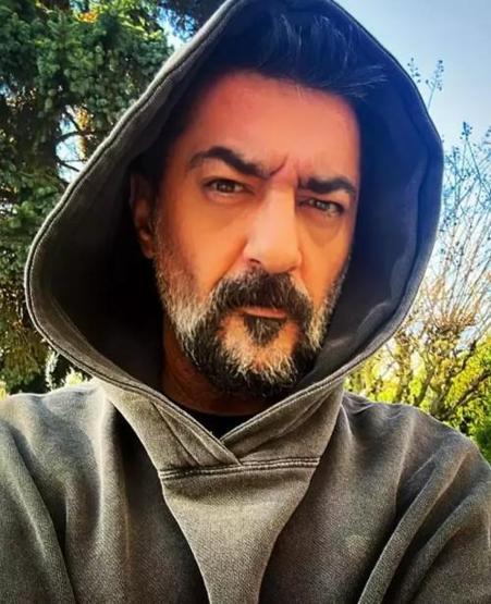 Ameliyatı 6 saat sürdü Celil Nalçakandan ilginç sözler: 1 ay bebek mamasıyla beslendim