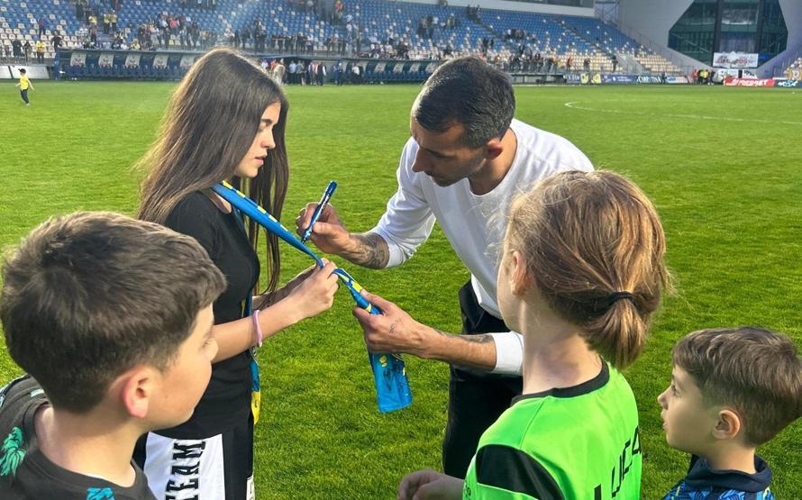 Mehmet Topal, Romanya kariyerinde fark yaratmaya devam ediyor