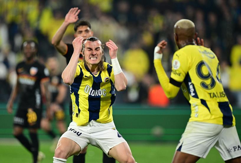 Fenerbahçede büyük ayrılıklar gerçekleşecek Mourinhoya tam yetki...