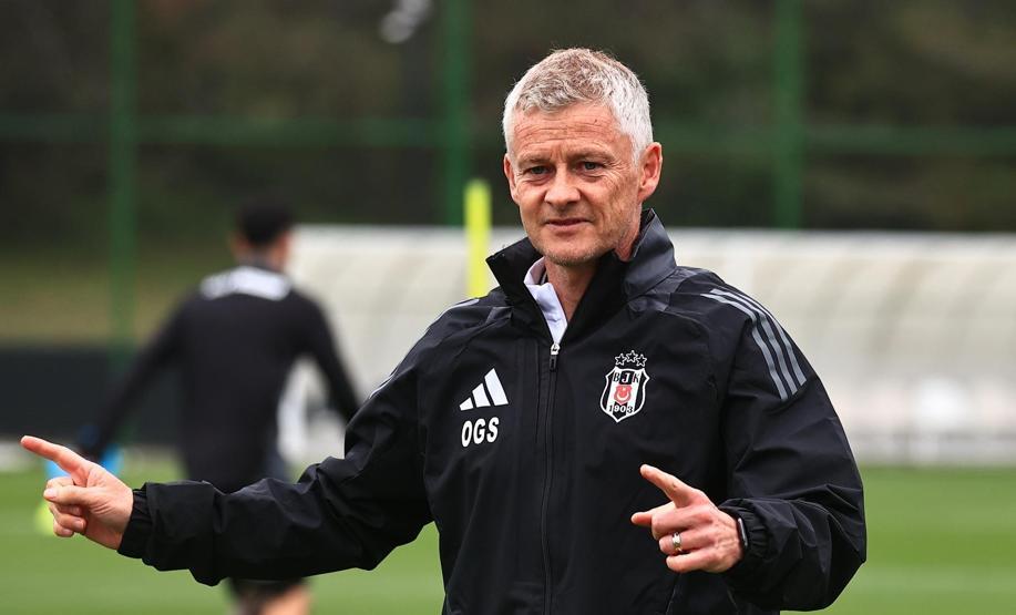 Beşiktaş, üçüncülük yolunda derbide hata yapmak istemiyor