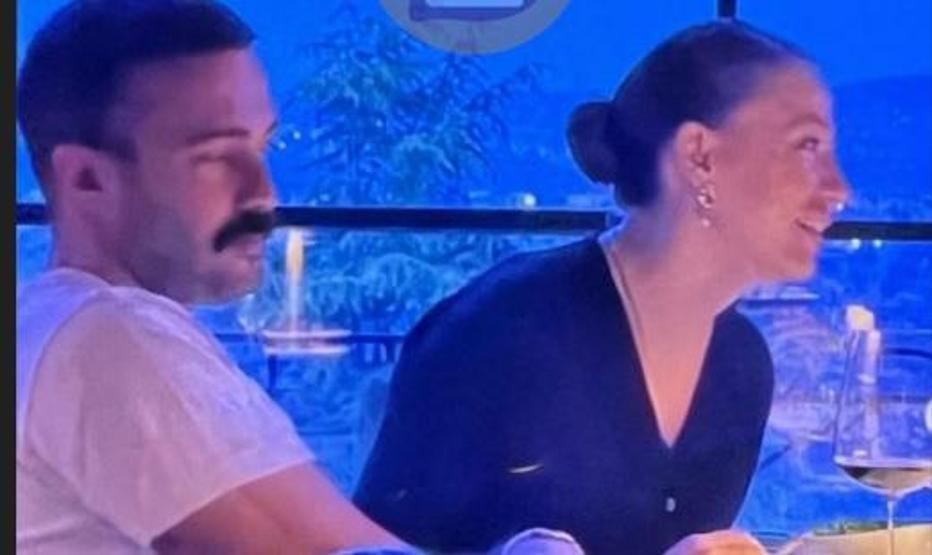 Serenay ve Mertin aşk dolu yemeği