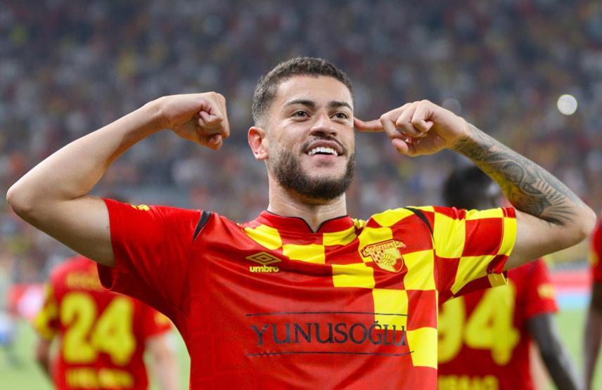 Transferin gözdesi Romulodan 25 gole katkı