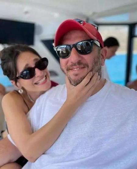 Serkan Keskin ve Meriç Aral bebeklerine kavuşmak için gün sayıyor