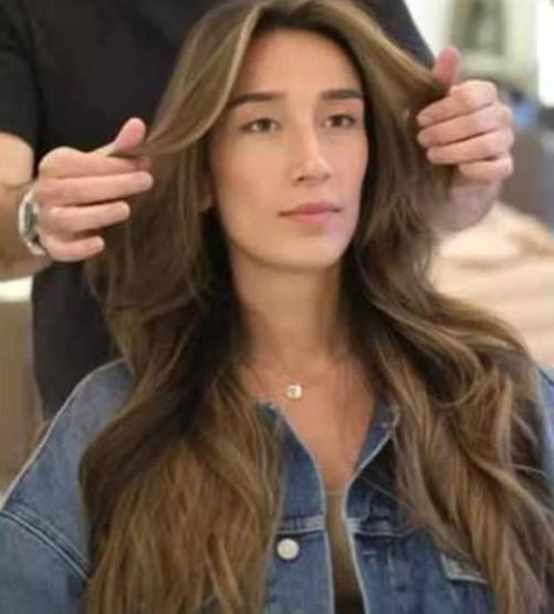 Hande Baladın imaj tazeledi Yeni saç rengine beğeni yağdı