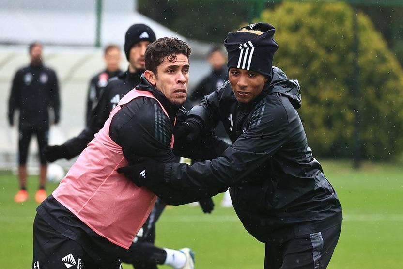 Beşiktaş’a Fenerbahçe derbisi öncesi Gabriel Paulista müjdesi