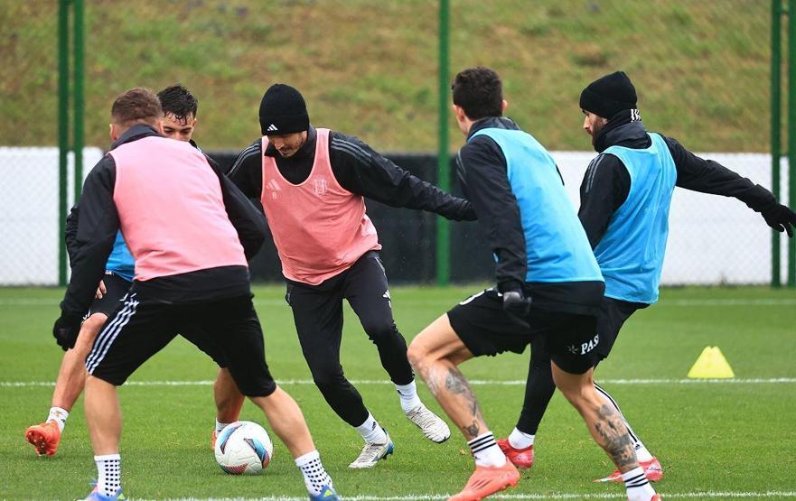 Beşiktaş’a Fenerbahçe derbisi öncesi Gabriel Paulista müjdesi