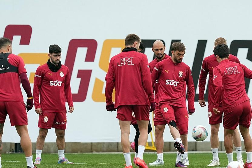 Galatasaray’da Sivasspor mesaisi sürüyor