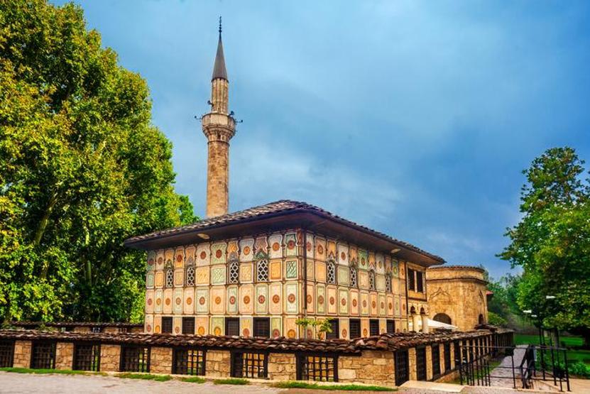 VİZE GEREKMİYOR Tatile giden oraya yerleşmek istiyor: Fiyatlar uygun ve hesaplı