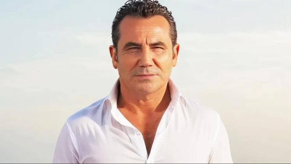 Ferhat Göçerden hayatını kaybeden kardeşi ile ilgili çok konuşulacak itiraf: Onun için hekimliği bırakmadım