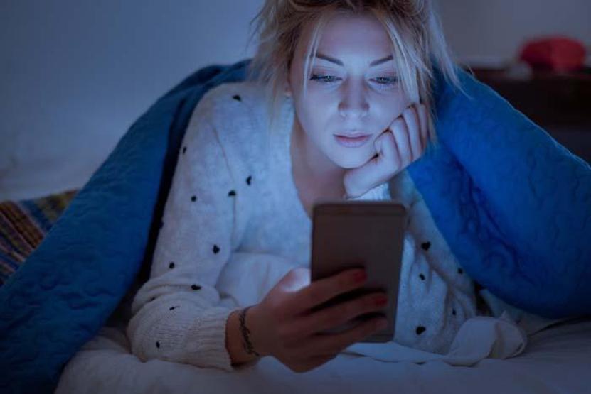 Bu bağımlılık hafızayı vuruyor Cep telefonunu elinden düşürmeyenler dikkat
