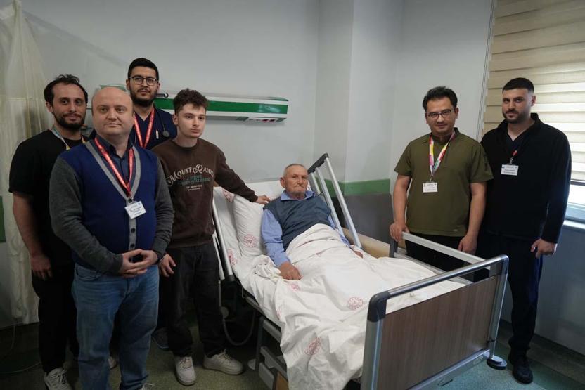Dünyada 18’nci, Türkiye’de ilk: 4 yaprakçıklı aort kapağına TAVİ operasyonu