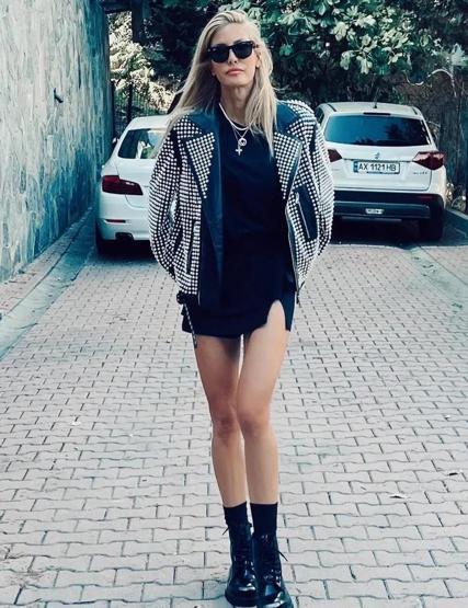 Çağla Şıkel’in ev hali Kim der ki 46 yaşında