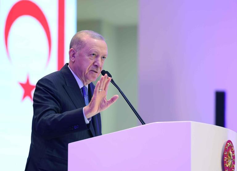 Cumhurbaşkanı Erdoğanın KKTC ziyareti, Rum tarafında geniş yankı buldu: Bu topraklara bir damga daha vuruyoruz