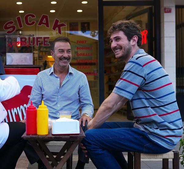 Hakan Yılmaz Sıcak Büfede İki kardeşin kahkaha dolu serüveni