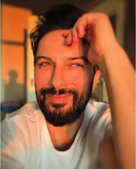 Annesinin ölümüyle kahrolmuştu Tarkandan konser paylaşımı