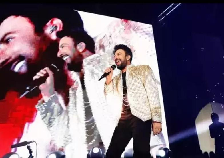 Annesinin ölümüyle kahrolmuştu Tarkandan konser paylaşımı