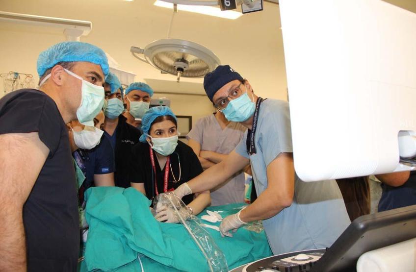 Dünyada 7nci vaka 34 haftalık doğan Eymen bebeğin boynundan 445 gram tümör çıkarıldı