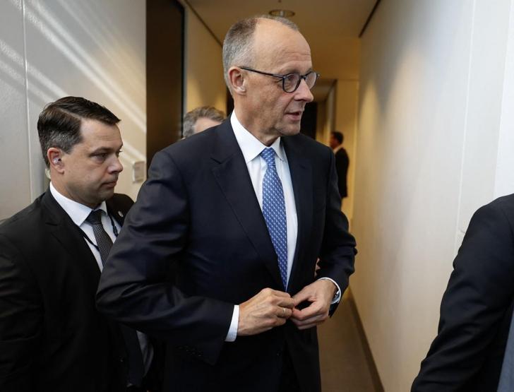 Almanya’da Friedrich Merz’e şok 328 sandalyeli koalisyondan 310 oy çıktı: İlk turda başbakan seçilemedi…