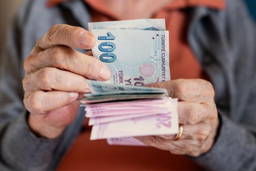 Emekli promosyonlarında yarış kızıştı İşte en yüksek promosyon rakamı...