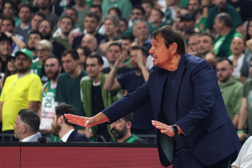 Ergin Atamandan kendisine tepkili Anadolu Efes taraftarları hakkında açıklama