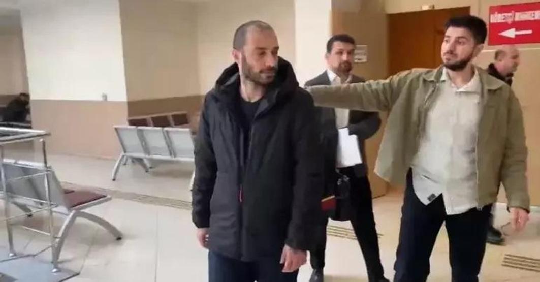 Babasını darp etmişti RAPÇİ SANSAR SALVONUN ŞİDDET DAVASINDA KARAR ÇIKTI