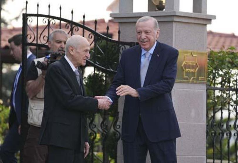 Erdoğan - Bahçeli görüşmesinin kodları Abdulkadir Selvi yazdı