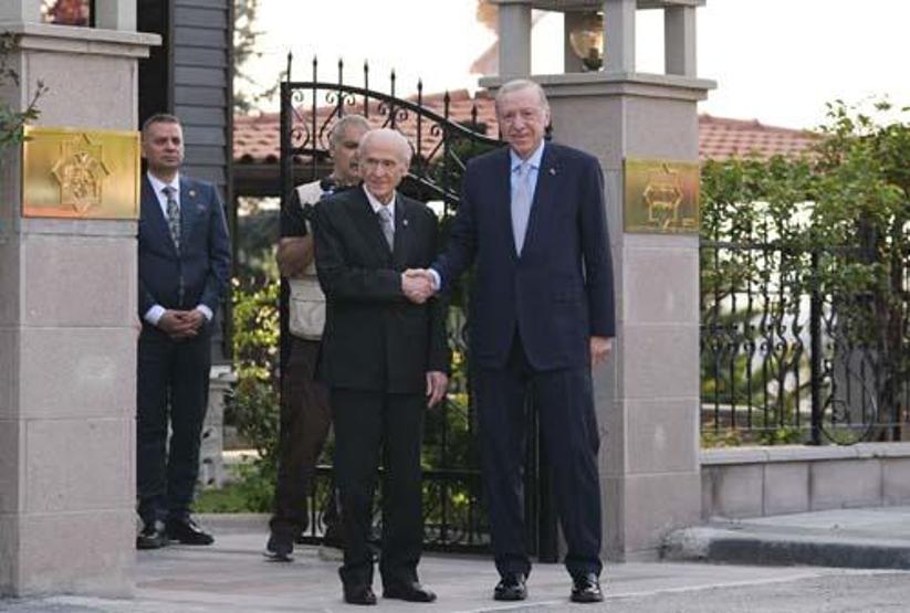 Erdoğan - Bahçeli görüşmesinin kodları Abdulkadir Selvi yazdı