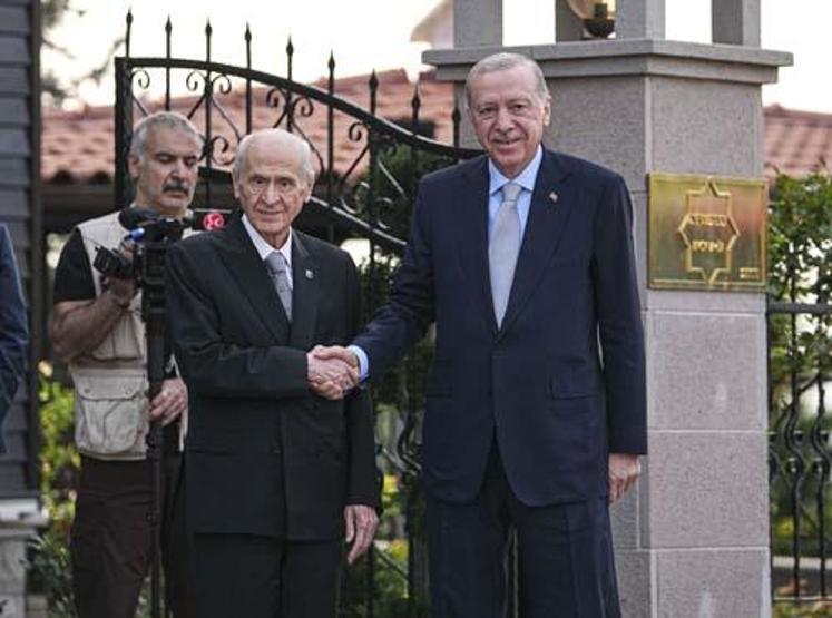 Erdoğan - Bahçeli görüşmesinin kodları Abdulkadir Selvi yazdı