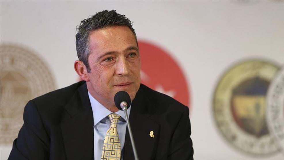 Fenerbahçe Başkanı Ali Koçtan açıklamalar: Mourinhoya teklif geldi Osimhen 40 yılda bir gelir
