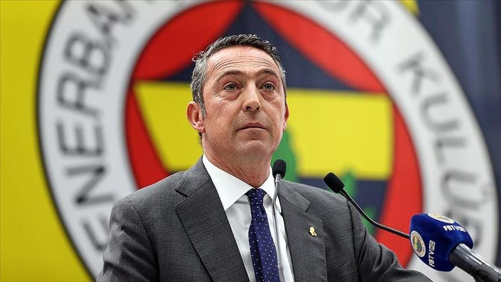 Fenerbahçe Başkanı Ali Koçtan açıklamalar: Mourinhoya teklif geldi Osimhen 40 yılda bir gelir