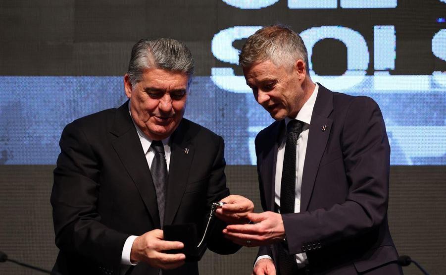 Serdal Adalı, Beşiktaş’ın transfer planını açıkladı