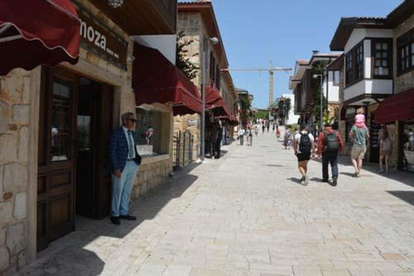 Hiç eğitim almadı ama 11 dil biliyor: Hepsini kullandığı bu yöntemle öğrendi