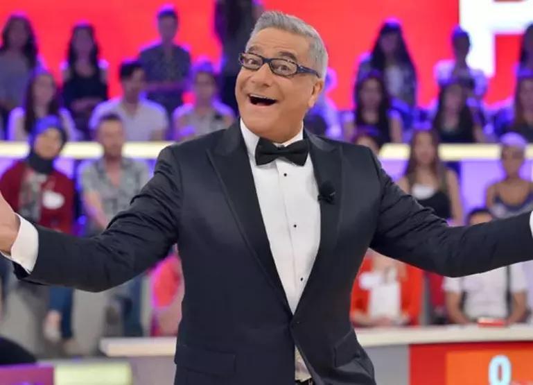 Ünlü şovmen Mehmet Ali Erbilden çarpıcı itiraf: 29 YILDIR NAFAKA ÖDEYEN DÜNYADAKİ TEK ADAMIM