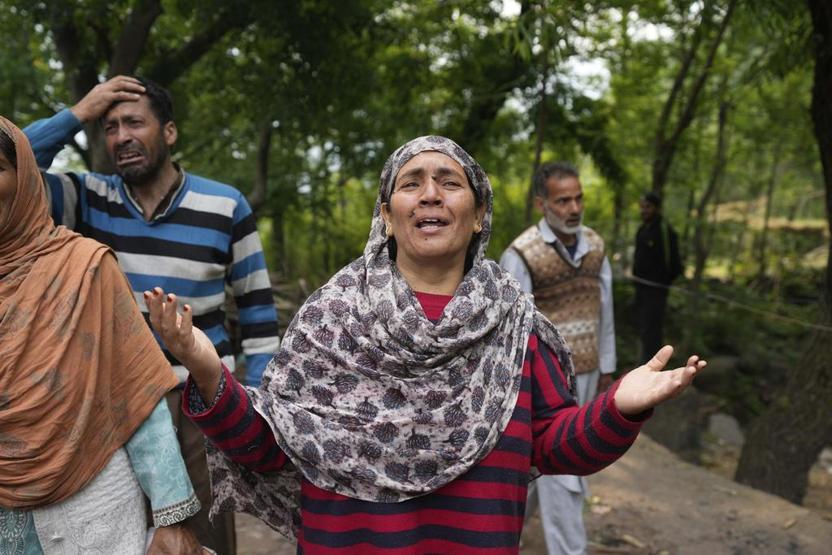 SON DAKİKA... Gerilim had safhada Hindistan 3 havalimanını vurdu: Pakistan füzelerle karşılık verdi