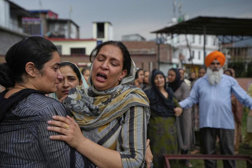 SON DAKİKA... Gerilim had safhada Hindistan 3 havalimanını vurdu: Pakistan füzelerle karşılık verdi