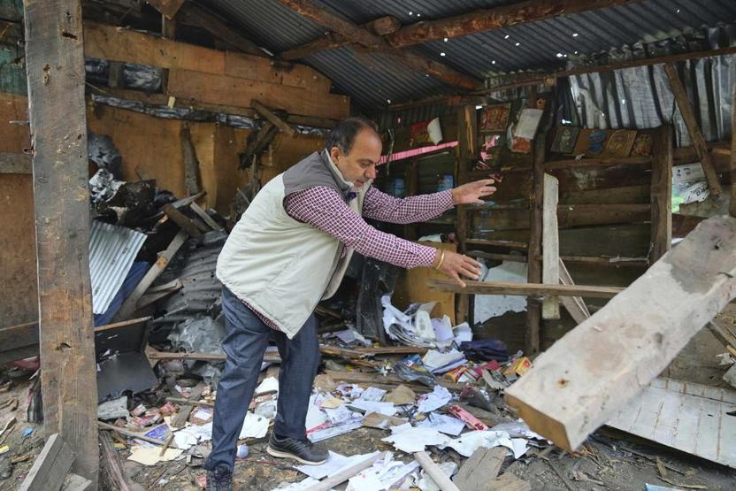 SON DAKİKA... Gerilim had safhada Hindistan 3 havalimanını vurdu: Pakistan füzelerle karşılık verdi