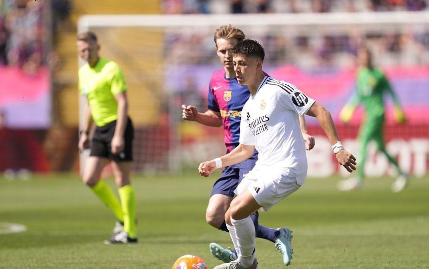 Barcelona, El Clasico’da Real Madrid’i yine yendi Şampi…