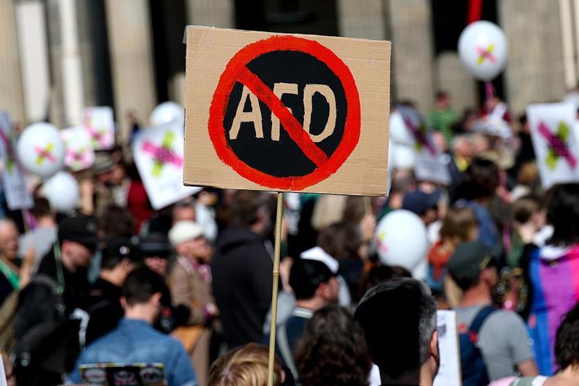 Almanyada 60tan fazla kentte aşırı sağcı AfD karşıtı gösteri