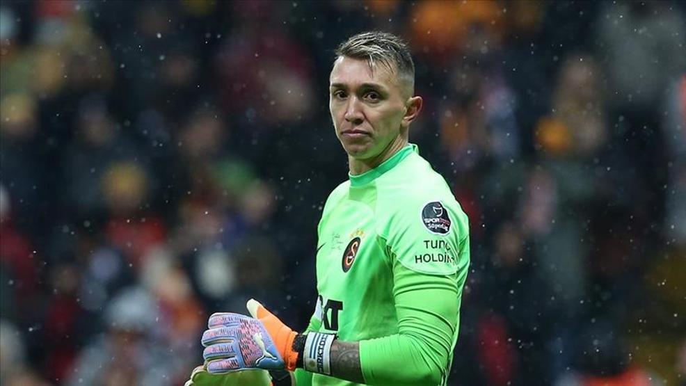 Fernando Muslera, Bülent Korkmazın rekoruna ortak olabilir
