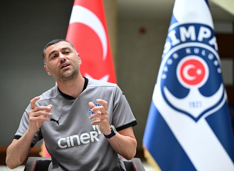 Burak Yılmaz, Galatasarayın başarısındaki sırrı açıkladı