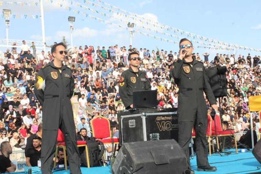 SOLOTÜRK Malatya semalarında gösteri uçuşu gerçekleştirdi