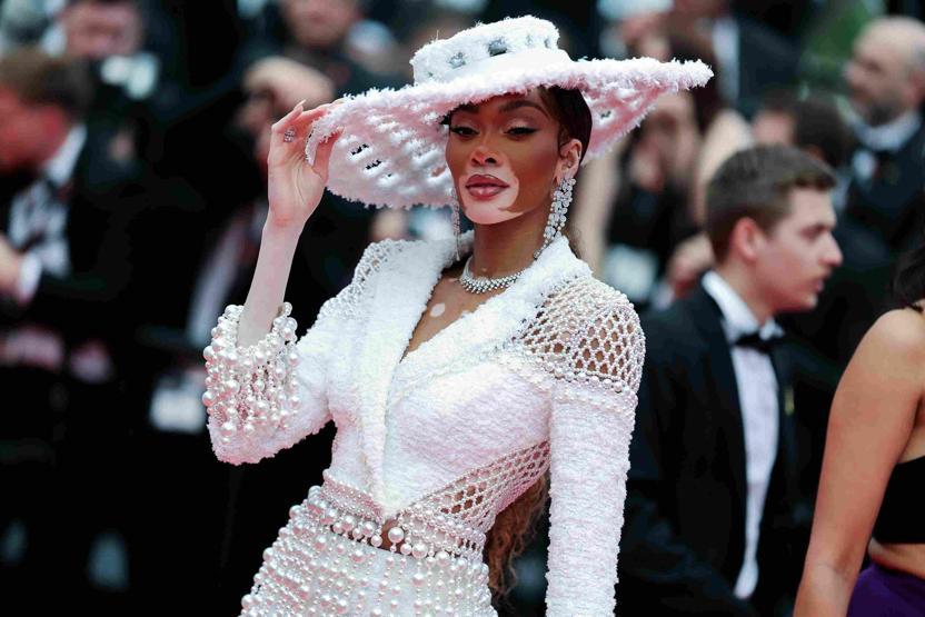 Cannes’da kıyafet yasağı: Dekolteye sınır geldi