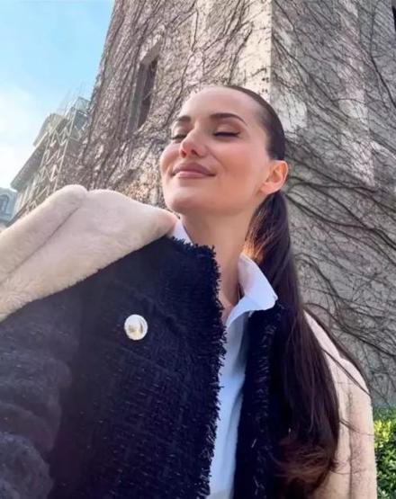 Fahriye Evcen 11 yıl sonra mezun olduğu üniversiteye döndü