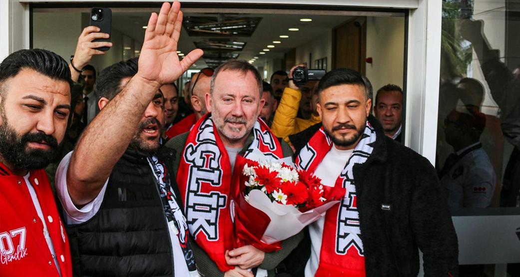 SON DAKİKA | Süper Lig ekibinde Sergen Yalçın sesleri