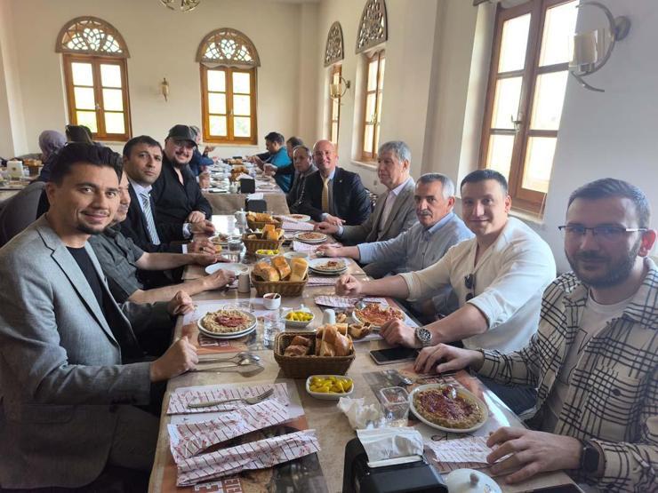 Damak çatlatan lezzet Afyon keşkeğine ilgi artıyor