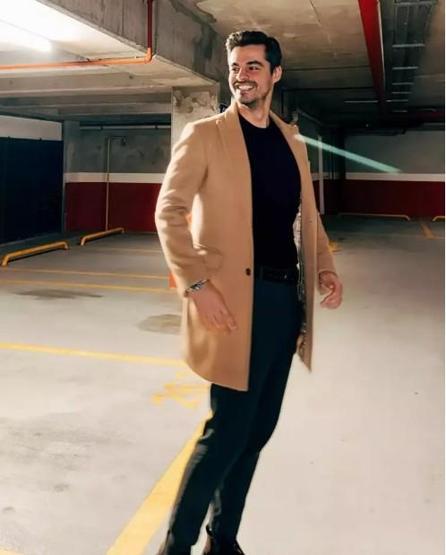 Berk Atan taburcu olduktan sonra ilk kez fotoğrafını paylaştı